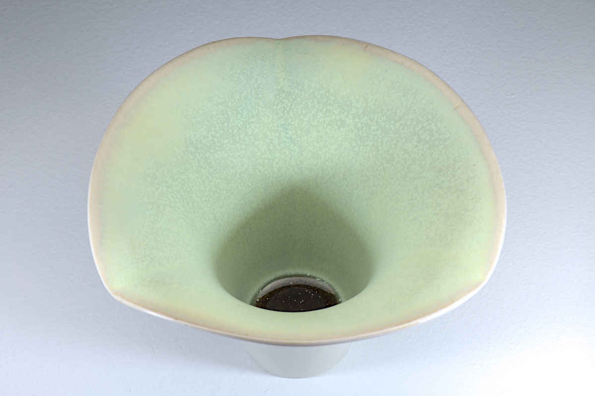 Trefoil Vase 2