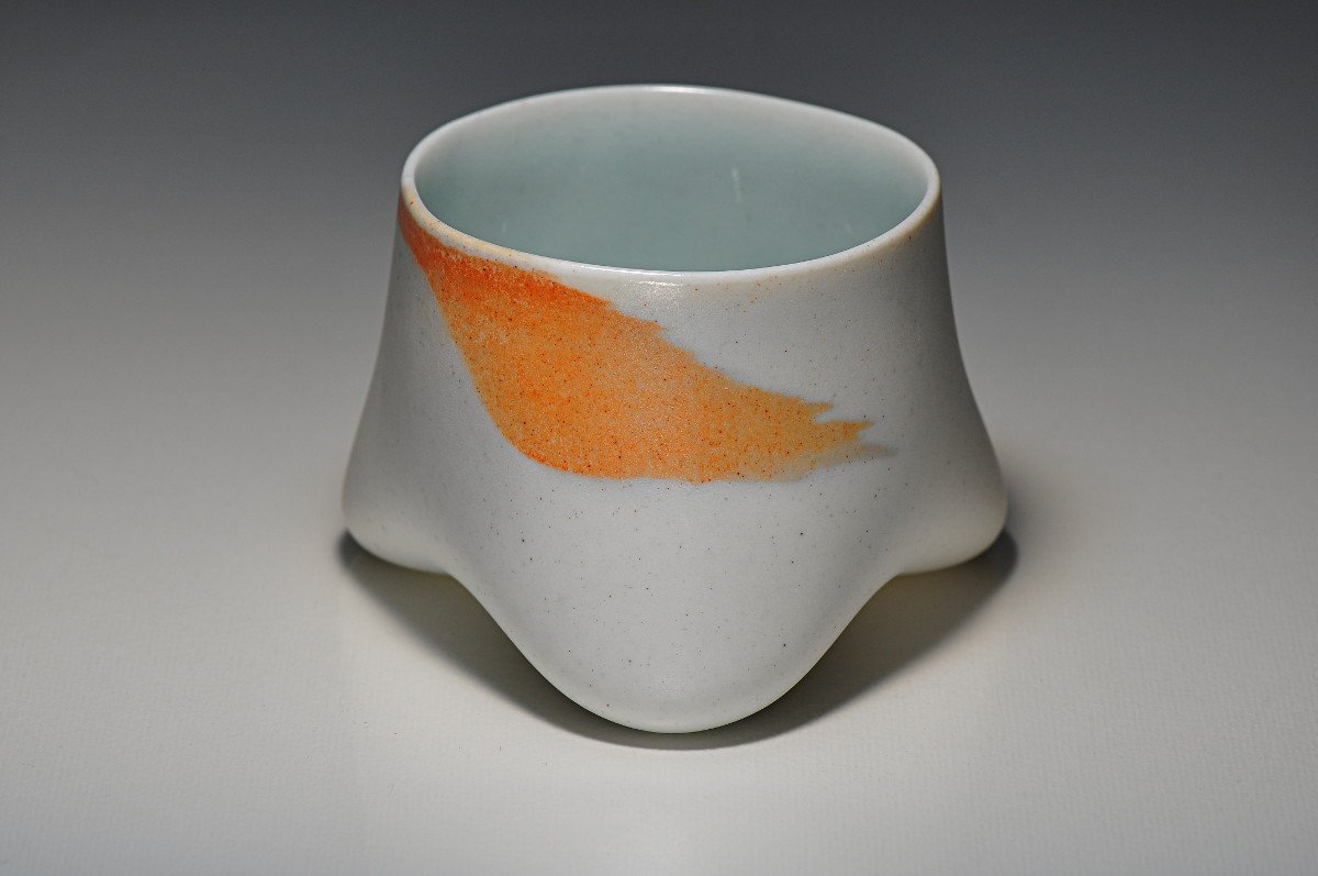 Tripod Sake Cup 'Flame'